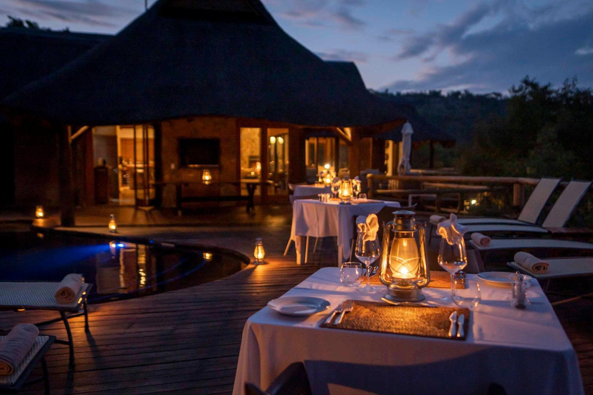 Tshwene Lodge Vaalwater Exterior photo